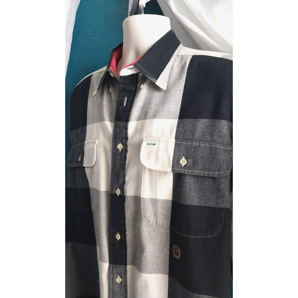 Vintage 90s Tommy Hilfiger Men's Plaid Button-Down Shirt Large Black/White